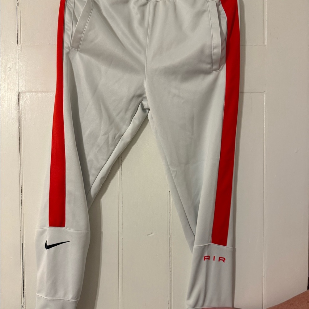Nike Air Men's Joggers in Summit White/Light Crimson